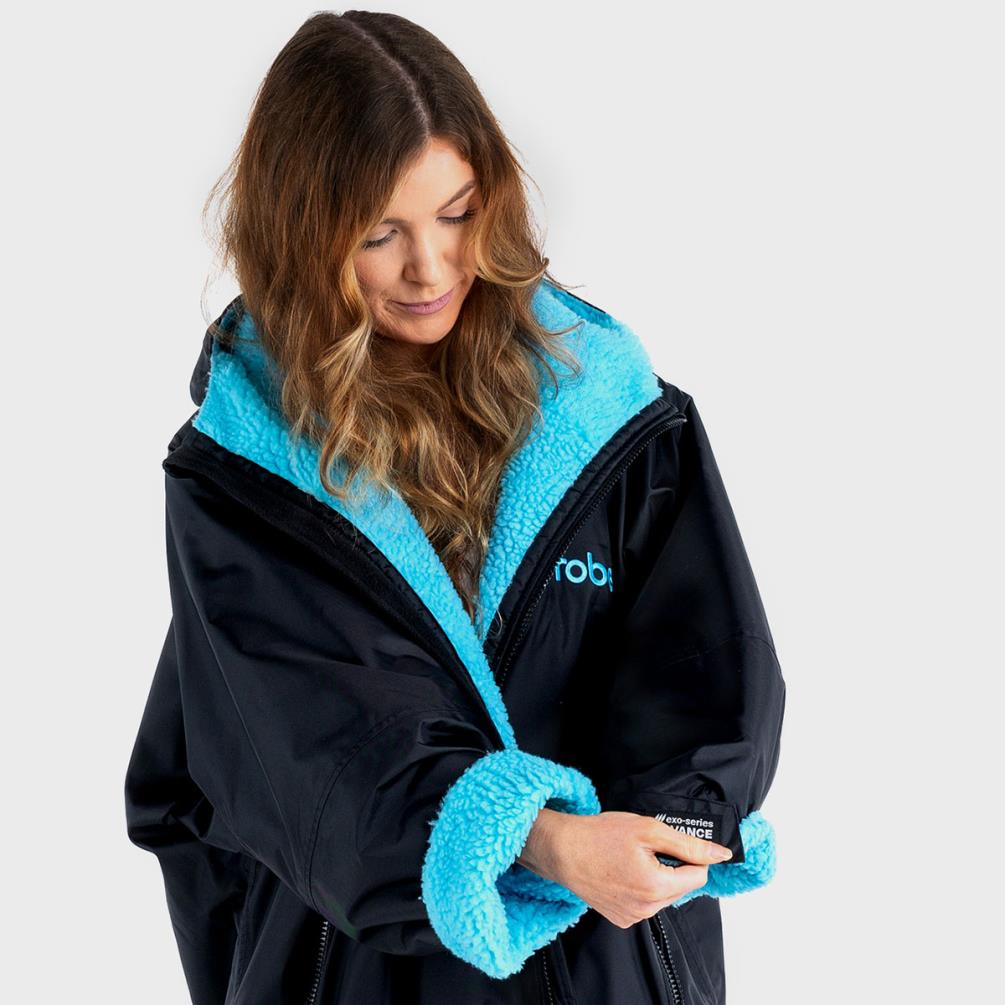 dryrobe Advance Long Sleeve Changing Robe - Black / Blue Extra Image 2